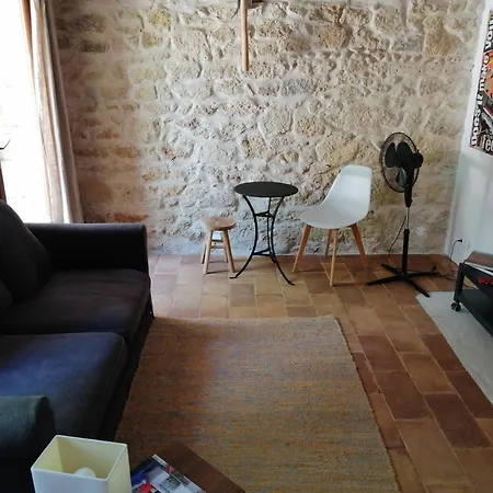 Au Sein D'un Mas En Camargue Tatil Evi Vauvert