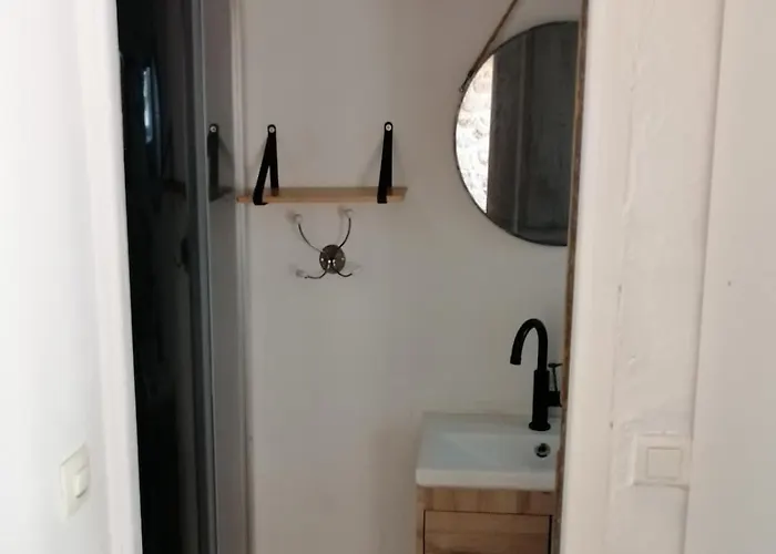 Au Sein D'un Mas En Camargue * 보베르